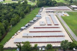 Facility photo: //images.sparefoot.com/medium/22843264669871667b8.jpg