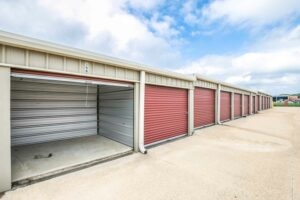 Facility photo: //images.sparefoot.com/medium/22843264669872edee6.jpg