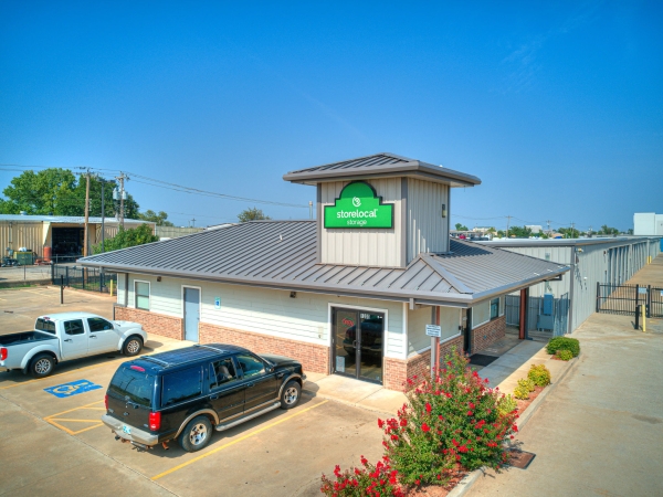 Storage Units at Storelocal MacArthur - 1300 South Macarthur Boulevard