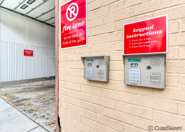 Facility photo: //images.sparefoot.com/medium/22876168931654b4a60.jpg