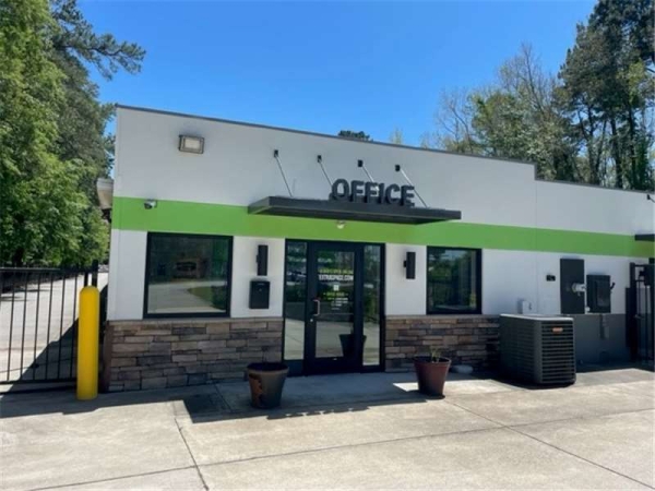 Storage Units at Extra Space Storage - 1965 - North Charleston - 3781 Ashley Phosphate Rd - 3781 Ashley Phosphate Road