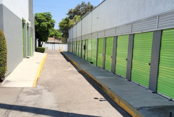 Facility photo: //images.sparefoot.com/medium/22891969942e1b14bac.jpg