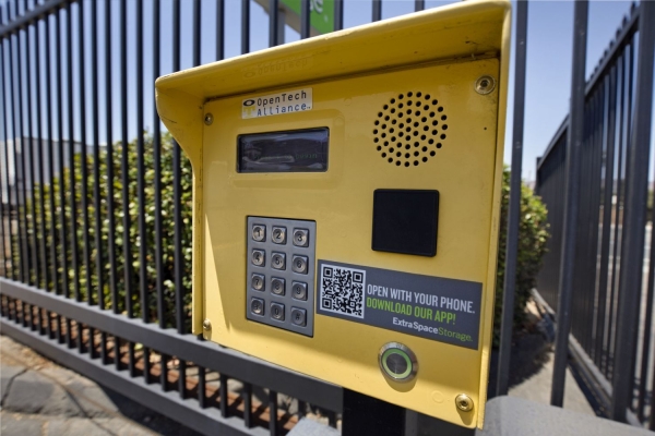 Facility photo: //images.sparefoot.com/medium/22892769942e0d75ea6.jpg