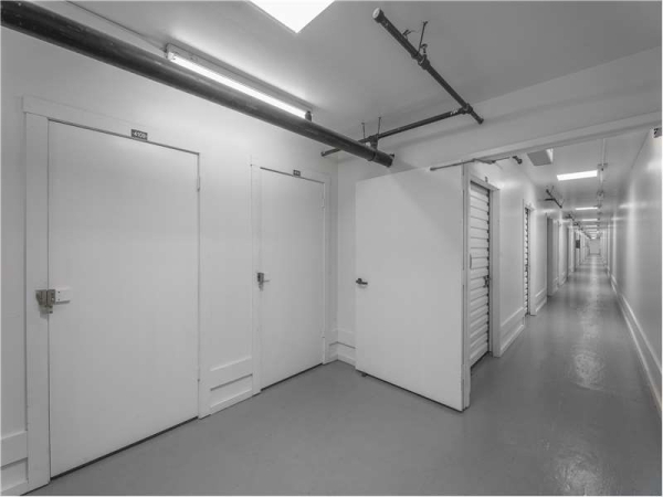 Facility photo: //images.sparefoot.com/medium/228962699432278794f.jpg