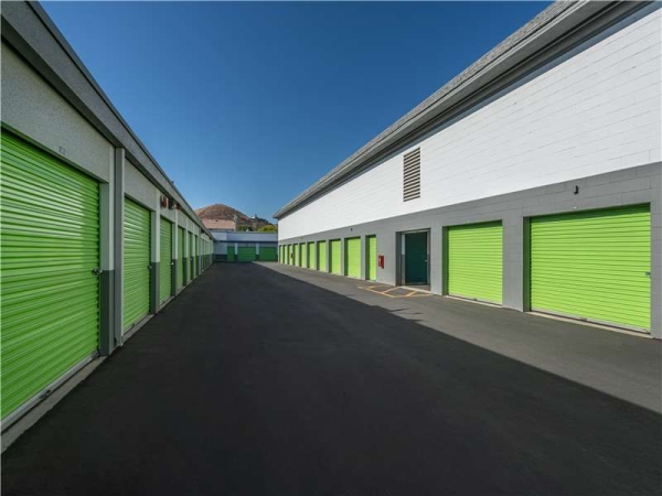 Facility photo: //images.sparefoot.com/medium/228968699432d64ec1a.jpg