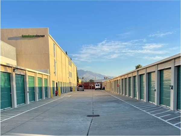 Facility photo: //images.sparefoot.com/medium/22897369943282d1851.jpg