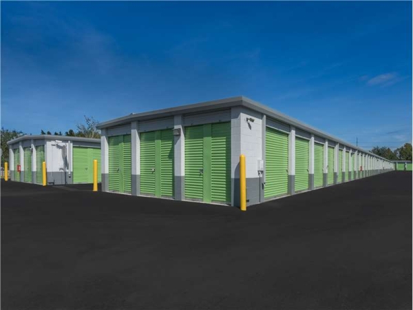 Storage Units at Extra Space Storage - 1317 - Orlando - LB McLeod Rd - 5592 L B Mcleod Road