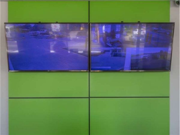 Storage Units at Extra Space Storage - 1317 - Orlando - LB McLeod Rd - 5592 L B Mcleod Road