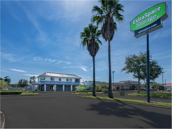 Storage Units at Extra Space Storage - 1317 - Orlando - LB McLeod Rd - 5592 L B Mcleod Road