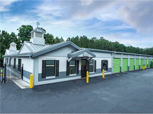 Storage Units at Extra Space Storage - 1313 - Alpharetta - Holcomb Bridge Rd - 2860 Holcomb Bridge Road