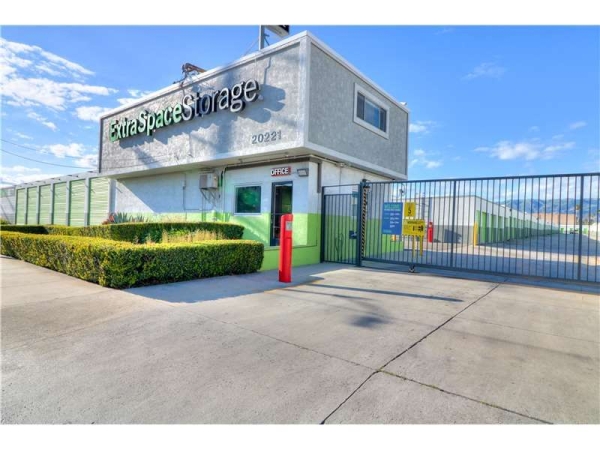 Facility photo: //images.sparefoot.com/medium/229001699433310fcc1.jpg