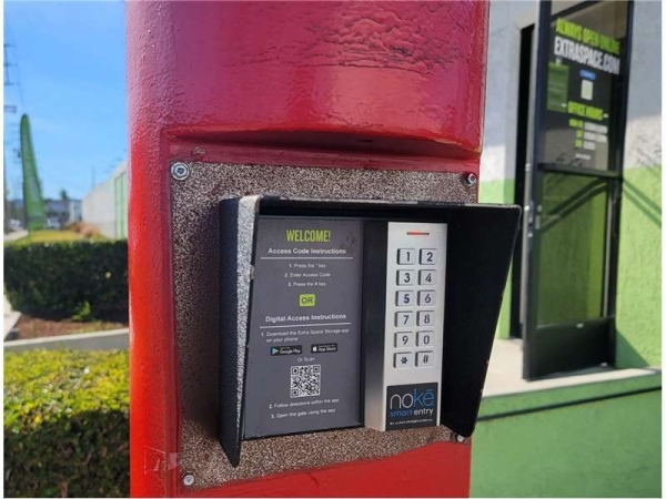 Facility photo: //images.sparefoot.com/medium/22900169943331d531c.jpg