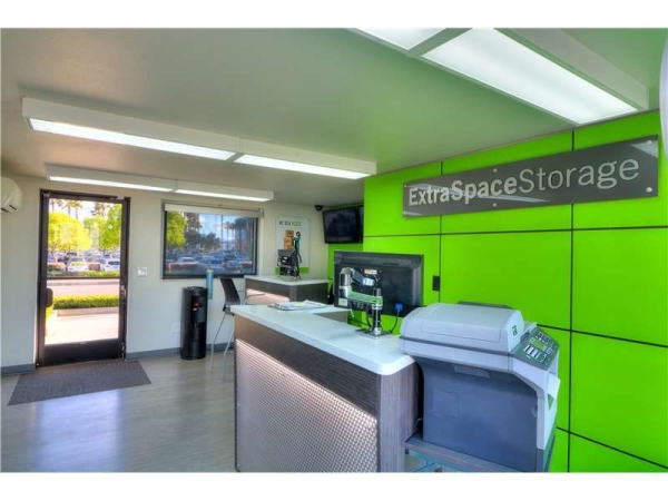 Facility photo: //images.sparefoot.com/medium/22900169943332c1a34.jpg