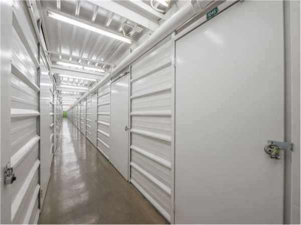 Storage Units at Extra Space Storage - 0253 - Sacramento - Florin Rd - 1353 Florin Road