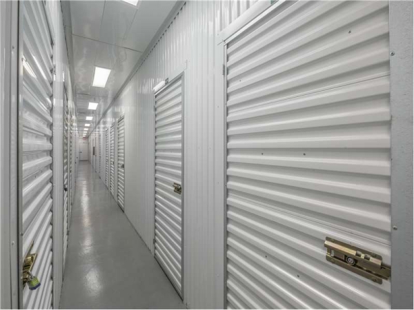 Storage Units at Extra Space Storage - 0328 - Sacramento - Auburn Blvd - 5770 Auburn Boulevard