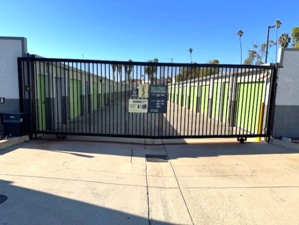 Facility photo: //images.sparefoot.com/medium/22910369943402b9edd.jpg