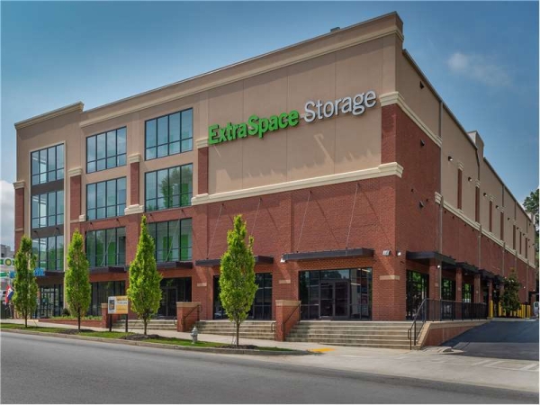 Storage Units at Extra Space Storage - 8727 - Atlanta - Lindbergh Dr - 1085 Lindbergh Drive Northeast