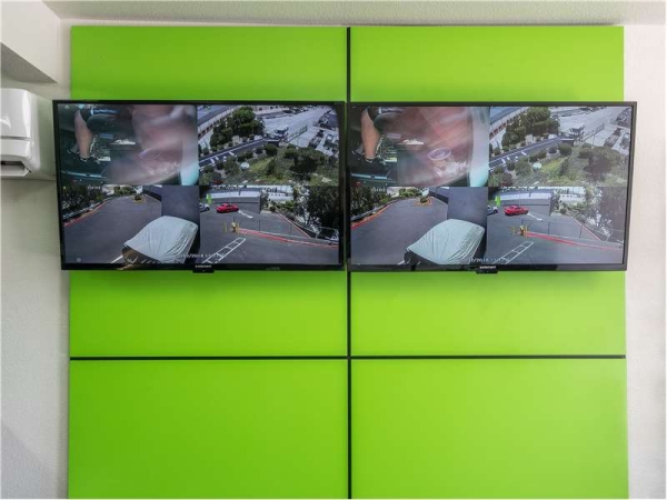 Storage Units at Extra Space Storage - 1879 - San Diego - Frazee Rd - 1560 Frazee Road