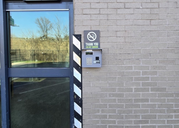 Facility photo: //images.sparefoot.com/medium/22919869d0fe7b2e917.jpg