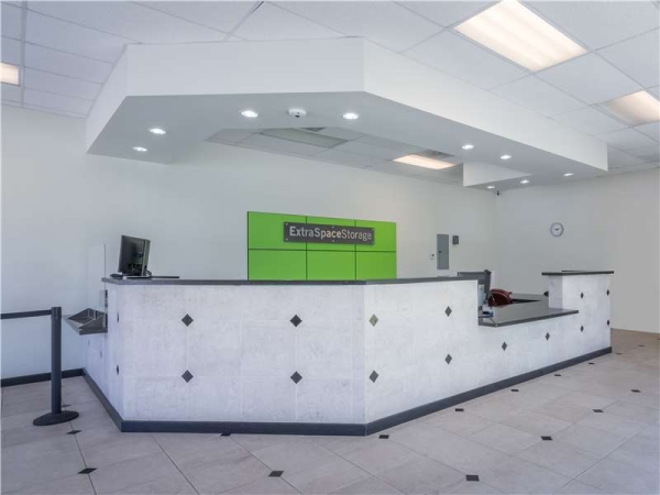 Storage Units at Extra Space Storage - 7196 - Fort Lauderdale - 1900 NW 19th St - 1900 Northwest 19th Street