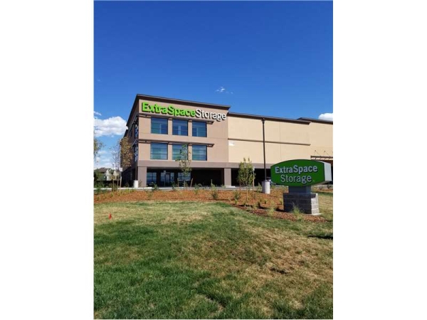 Storage Units at Extra Space Storage - 1851 - Aurora - Crestline Dr - 14500 East Crestline Drive