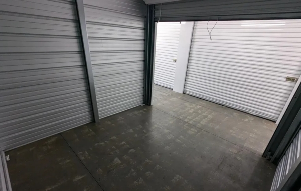 Facility photo: //images.sparefoot.com/medium/22926168dd606d3cfb3.jpg