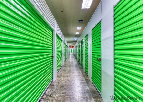 Facility photo: //images.sparefoot.com/medium/229318688342324f217.jpg