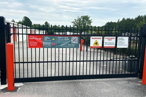 Facility photo: //images.sparefoot.com/medium/2293986884d35e70362.jpg