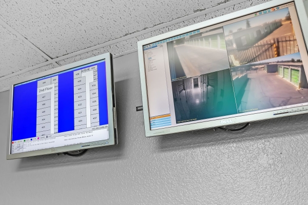 Facility photo: //images.sparefoot.com/medium/229478699432c2222de.jpg