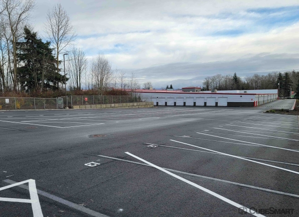 Facility photo: //images.sparefoot.com/medium/22950469e0b32fb53da.jpg