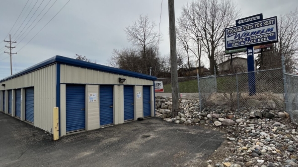 Facility photo: //images.sparefoot.com/medium/22960264b2e372a5e09.jpg