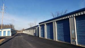 Facility photo: //images.sparefoot.com/medium/22960264b2e391c6141.jpg