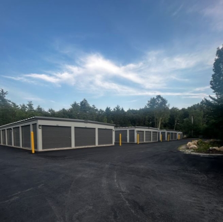 Facility photo: //images.sparefoot.com/medium/22962369287db2c7edb.jpg