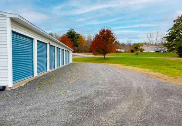 Facility photo: //images.sparefoot.com/medium/22962469288e24630a0.jpg