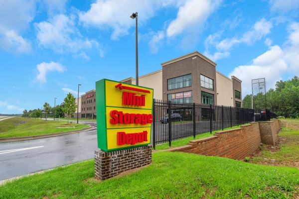 Facility photo: //images.sparefoot.com/medium/22966569da6bc68495e.jpg