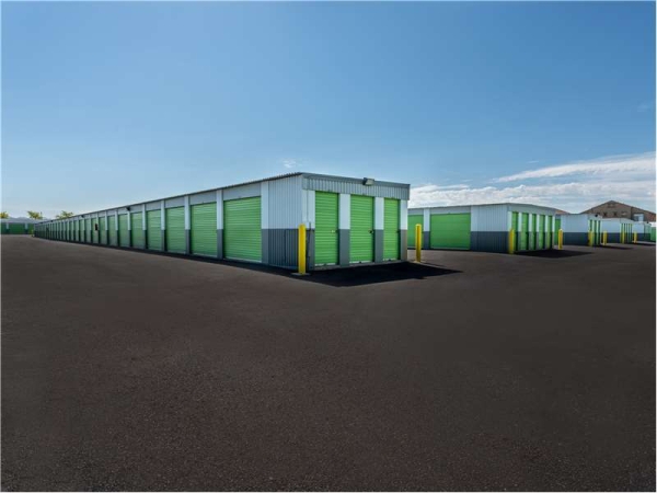 Storage Units at Extra Space Storage - 0237 - Phoenix - 17407 N Cave Creek Rd - 17407 North Cave Creek Road