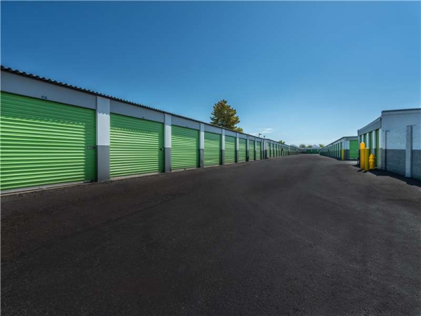 Storage Units at Extra Space Storage - 0237 - Phoenix - 17407 N Cave Creek Rd - 17407 North Cave Creek Road