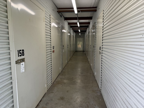 Facility photo: //images.sparefoot.com/medium/2298016a36811e2b4fb.jpg
