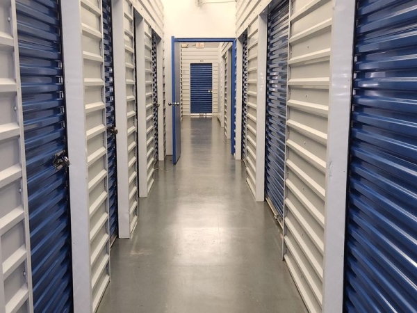 Storage Units at Extra Space Storage - 3082 - Jacksonville - Old Sunbeam Road - 3858 Old Sunbeam Road