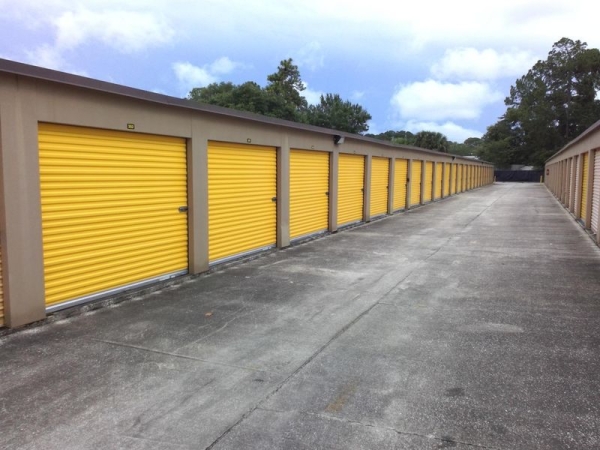 Storage Units at Extra Space Storage - 3083 - Jacksonville - San Jose Blvd - 9914 San Jose Boulevard