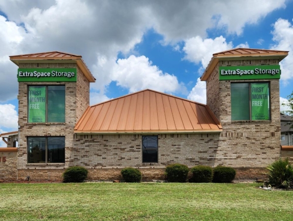 Storage Units at Extra Space Storage - 3348 - Round Rock - 1515 N A W Grimes Blvd - 1515 North A W Grimes Boulevard
