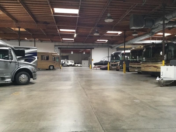 Facility photo: //images.sparefoot.com/medium/22983964cbf6a9cabf7.jpg