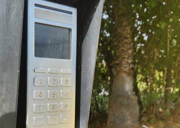 Facility photo: //images.sparefoot.com/medium/22983969942f940a599.jpg