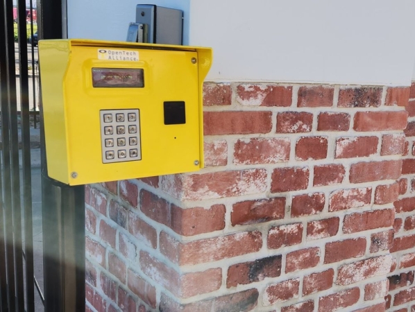 Facility photo: //images.sparefoot.com/medium/22984069942f87e4b6d.jpg