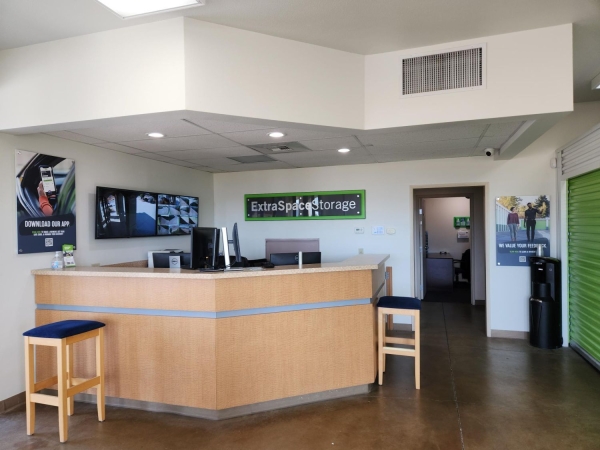 Facility photo: //images.sparefoot.com/medium/22984569942f733aeea.jpg