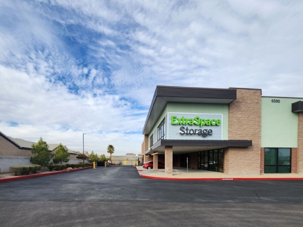 Storage Units at Extra Space Storage - 3487 - Las Vegas - 6590 W Warm Springs Rd - 6590 West Warm Springs Road