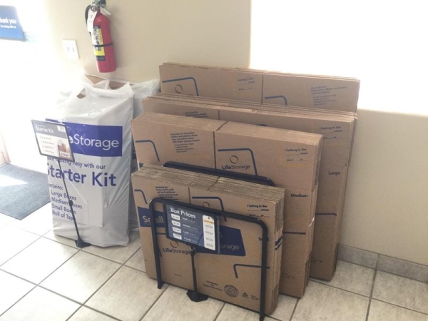 Storage Units at Extra Space Storage - 3496 - North Las Vegas - Ferrell St. - 5714 Ferrell Street