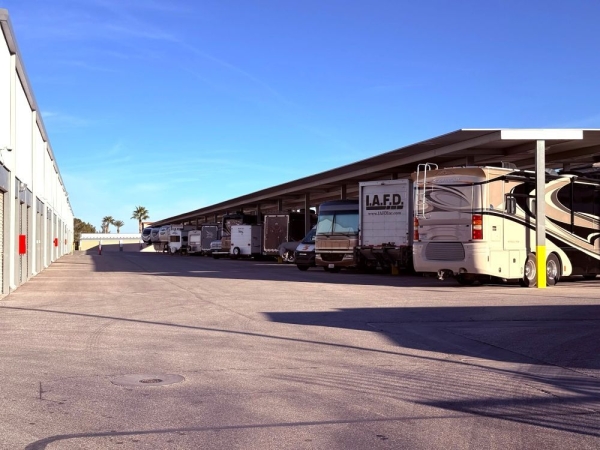 Storage Units at Extra Space Storage - 3496 - North Las Vegas - Ferrell St. - 5714 Ferrell Street