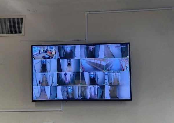 Facility photo: //images.sparefoot.com/medium/22987269942f97b6105.jpg