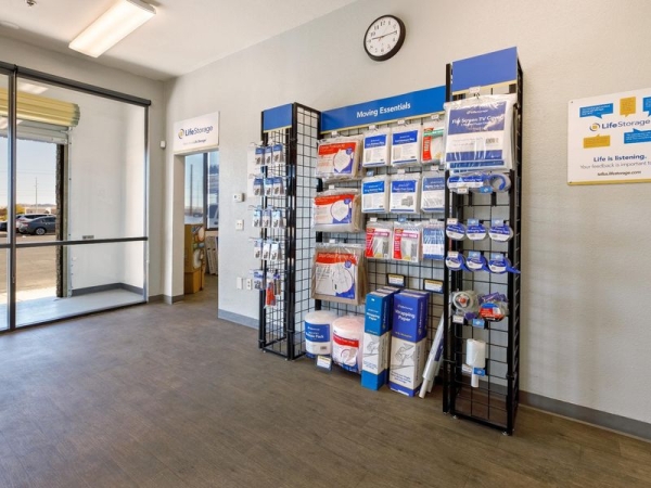 Storage Units at Extra Space Storage - 3549 - Las Vegas - Boulder Hwy - 6740- Boulder Highway